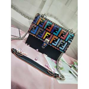 FENDI芬迪 原單 經典款 彩色蓋頭 鏈條單肩斜挎包  fd1671