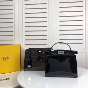 FENDI芬迪 黑色牛皮 相配翻蓋 單手抦手提肩背包  fd1829