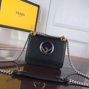 FENDI芬迪 小號 KAN I手袋 多色牛皮 可斜背或手拿 8805純黑  fd1886