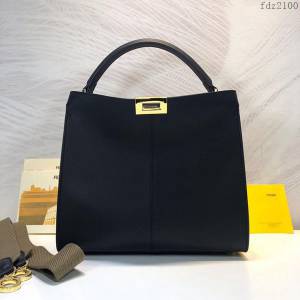 FENDI女包 頂級原單 中號手袋 單手柄手提包 黑色小牛皮 芬迪女挎包  fdz2100