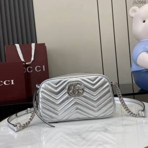 Gucci專櫃古馳最新款Marmont系列迷你手袋鏈條女包 jh2060型號：447632