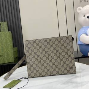 Gucci專櫃古馳最新款飾GG細節手拿包男士手包 jh2294型號：768255