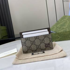 Gucci專櫃古馳最新款飾GG細節卡片夾卡包 jh2305型號：768248