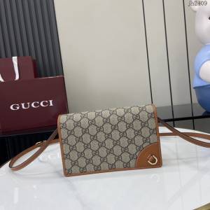 Gucci專櫃古馳最新款Emblem系列超迷你肩背包斜挎女包 jh2409型號：820688