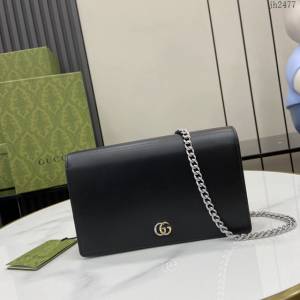 Gucci專櫃古馳最新款Marmont系列鏈帶錢包女士小斜挎包 jh2477型號：790060