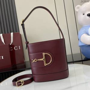 Gucci專櫃古馳2025春夏系列最新款檔案桶包手提單肩斜挎女包 jh2610型號：833665
