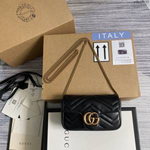 Gucci經典百搭女包 古馳GG Marmont Mini女包 Gucci原廠皮鏈條迷你小挎包 476433  ydg3133