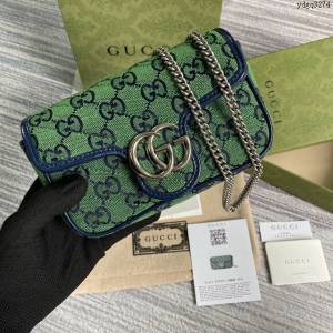 Gucci經典百搭女包 古馳GG Marmont Mini女包 Gucci全皮鏈條迷你小挎包 476433  ydg3274