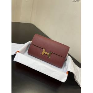 Hermes女士小挎包 愛馬仕Constance康康to go斜挎包 酒紅金扣  tdh2301