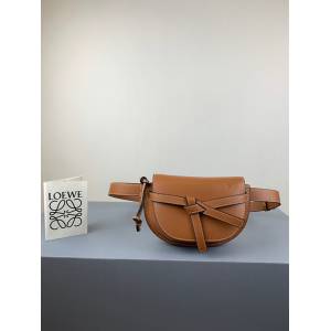 LOEWE男女通用包包 羅意威Gate胸包 羅意威單肩斜挎腰包 10180  tcl1393