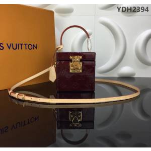 路易威登LV 頂級原單 拋光Monogram Vernis漆面皮革版 Bleecker Box手袋 路易威登方形珠寶箱時尚升級 手提或斜挎  YDH2394