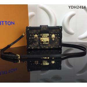 路易威登LV 頂級原單 2018春夏關鍵主題 Petite Malle手袋 經典柔軟的Monogram帆布 單肩斜挎包 M40273  YDH2414