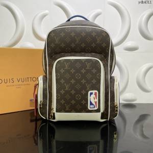 LV專櫃新款雙肩包 路易威登LVxNBA New雙肩包 M45581 籃球細節刺繡 LV男士後背包  ydh4311