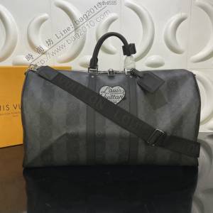 路易威登2022新款手袋 M45966 路易威登胶囊系列经典 Keepall Bandoulière 55旅行袋 LV男士旅行手提包  ydh4585