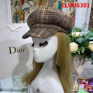 DIOR迪奧 秋冬款 格子羊絨八角帽 LLWJ6301