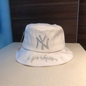 NY男女同款帽子 MLB帶鑽經典漁夫帽遮陽帽  mm1183