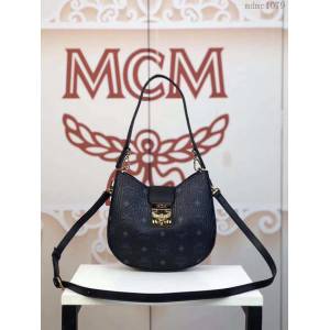 MCM女包 原單 6245 Patricia水餃包 Visetos塗層帆布 MCM單肩包 時尚風格斜挎女包  mdmc1079