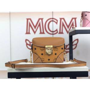 MCM女包 原單 6240 月彎形行李袋 Berlin Visetos腰包 MCM單肩斜挎女包  mdmc1128