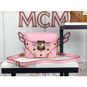 MCM女包 原單 6240 月彎形行李袋 Berlin Visetos腰包 MCM單肩斜挎女包  mdmc1132