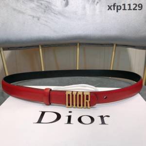 DIOR迪奧 18新款 DIOR字母復古銅扣 雙面進口頭層牛皮腰帶 優雅經典 女款皮帶  xfp1129