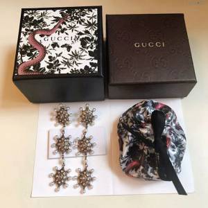 GUCCi飾品 古馳施華洛世奇水晶 珍珠 流蘇 耳釘 Gucci街拍款耳環  zgbq1002