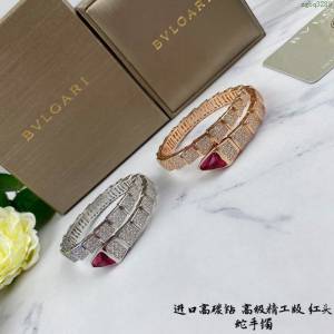 Bvlgari飾品 寶格麗925銀紅頭蛇蛇形滿鑽手鐲 時尚高級精品 寶格麗蛇手鐲   zgbq3289