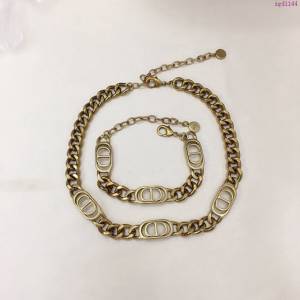 Dior飾品 迪奧經典熱銷爆款復古金色女項鏈  zgd1144