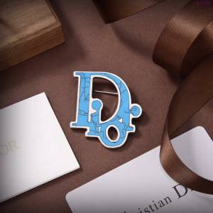Dior飾品 迪奧經典熱銷款CD字母胸針  zgd1160