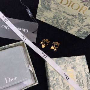 Dior飾品 迪奧經典熱銷款耳環 明星紅人同款Dior迪奧耳釘  zgd1174