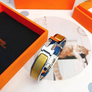 Hermes首飾品 愛馬仕對版CLIC琺瑯彩H手鐲 Hermes情侶款高版本手鐲手環  zgh1585