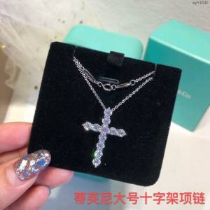 Tiffany純銀飾品 蒂芙尼女士專櫃爆款925滿鑽大號十字架項鏈  zgt1640