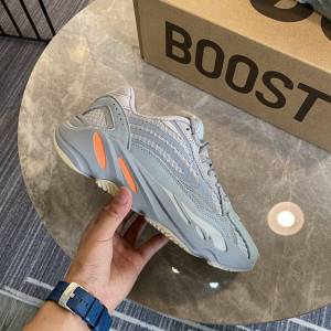 Adidas男女椰子鞋 阿迪達斯Static侃爺聯名限定椰子700 Adidas Yeezy Boost 700  xhn1542