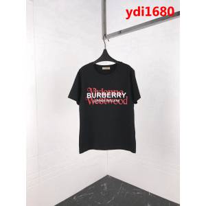 BURBERRY巴寶莉 聯名西太后限定款 19ss早春新款 黑紅疊加字母印花logo男款短袖  ydi1680