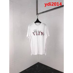 VALENTINO華倫天奴 19早春情人節限定 柳釘短袖T-shirt 雙股絲光棉面料 數碼印花工藝 高版本情侶款 ydi2014