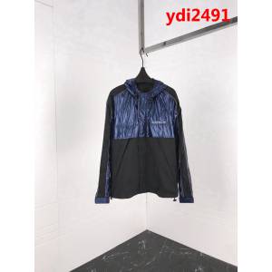 GVC紀梵希 獨家發售 原單管道貨 19ss春季新款 電鍍銀設計 男款風衣外套 ydi2491
